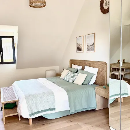 Port Pince In Villa Pornichet