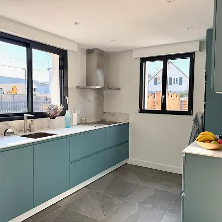 Port Pince In Pornichet