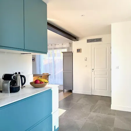 Villa Port Pince In *