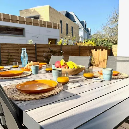 Port Pince In Villa *