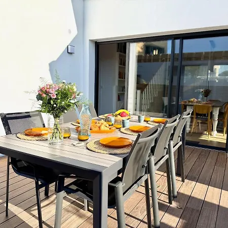 Port Pince In Villa Pornichet